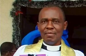 Tinubu mourns veteran journalist, Reverend Mobolade Omonijo