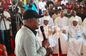 Wike to Amaechi: You spent 24 years in power without empowering your people in govt