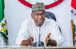 Governor AbdulRazaq sacks special advisers, other aides November salary, Bonus, Buses, Kwara, Abdulrazaq
